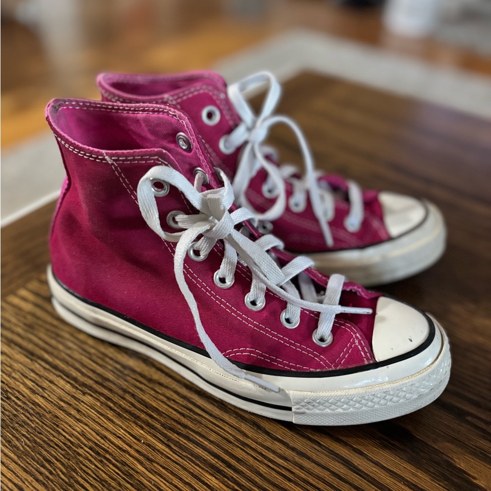 Converse shoes Chuck Taylor high top women’s size 5.5 hot pink suede - Picture 3 of 9